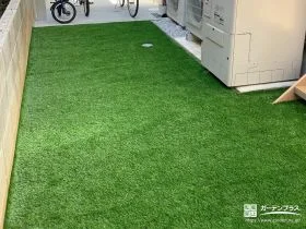お手入れを減らして、一年中きれいな人工芝の庭[施工後]