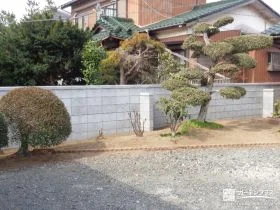 シンプルなブロックの境界塀[施工後]