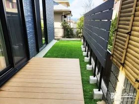 人工芝でつくるメンテナンスフリーのお庭[施工後]