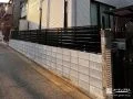 道路からの視線をやさしく遮る目隠しフェンス