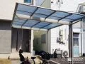 玄関前を雨や日差しから守るフラット屋根のカーポート工事