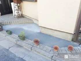 植栽スペースを歩きやすい空間へ変える土間コンクリート打設工事