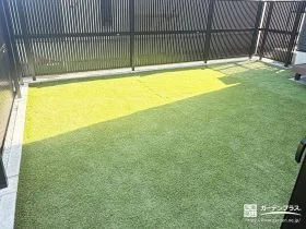 のびのび過ごせる人工芝とプライベートガーデン[施工後]
