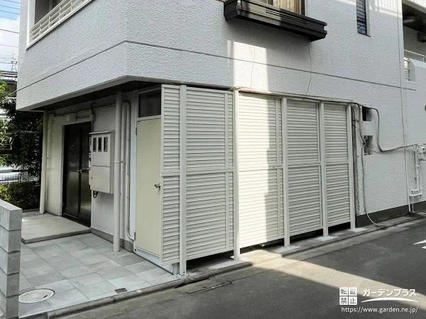 目隠しフェンスで生活感を隠した建物まわりのリフォーム工事