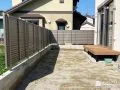 お庭のプライバシーを守る目隠しフェンス