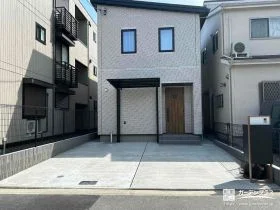 土間コンクリートを広く打設した使い勝手の良い新築外構工事