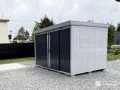 たっぷり収納が叶う物置