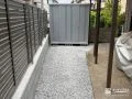 物置と雑草対策で、お手入れしやすい建物まわり