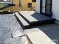 お庭とつながるウッドデッキで、気軽に外時間を楽しめる空間へ