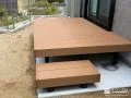 お庭時間を快適に楽しめる人工木製のウッドデッキ設置工事