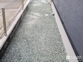 犬走りの雑草対策[施工後]