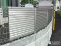 気になる外からの視線をカットする目隠しフェンスの設置工事