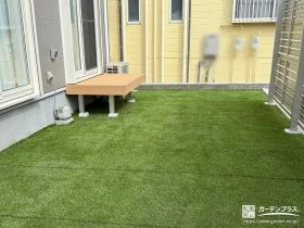 ナチュラルなウッドデッキを取り付けたお庭[施工後]