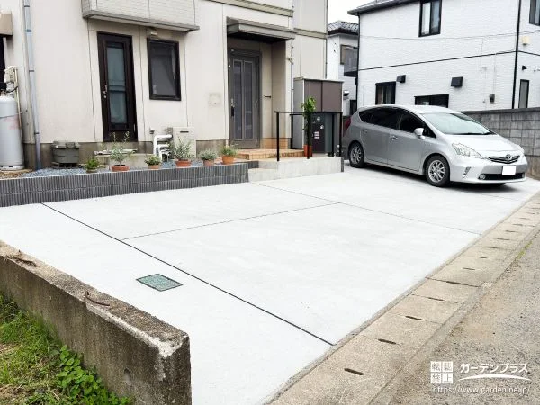 広々とした駐車スペースで使いやすさを高めた新築オープン外構
