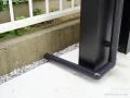 雨どいを砂利スペースへ延長し、コンクリートが汚れにくいよう配慮 雨どいを砂利スペースへ延長し、コンクリートが汚れにくいよう配慮