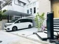 白と黒のコントラストが映える、洗練されたモノトーンの新築外構