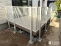 縦格子フェンスでウッドデッキを安心して楽しめる空間にした工事
