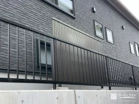 効率よく視線をカットするフェンス[施工後]