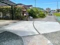土間コンクリートで駐車しやすく仕上げた駐車スペース入り口工事
