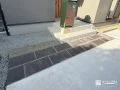 毎日通る玄関だからこそ、思い出も残せるアプローチ