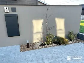 住まいの第一印象をやさしく彩る植栽スペース[施工後]