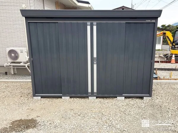 大容量の物置でお庭まわりをすっきり整理整頓したリフォーム工事
