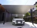 ファサードの印象を左右するスタイリッシュなカーポート