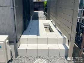 目隠しフェンス設置で快適なタイルデッキ[施工後]