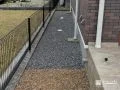 見えない場所こそ賢く。砂利を使い分けてコストもデザインも両立