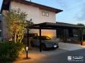やさしい灯りが住まいを包む夜の外構