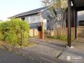 お子様の道路への飛び出し防止に配慮した生垣