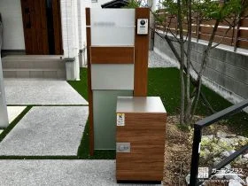 木調の宅配ボックス付き門柱で便利さとデザイン性を向上した工事