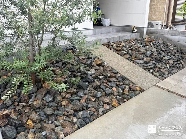 割栗石を入れてスタイリッシュに仕上げた法面リフォーム工事