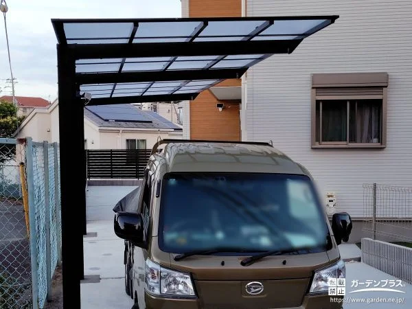 駐車スペースもお庭も快適に使える機能的な外構に仕上げた工事