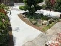 お手入れも快適なコンクリートのお庭