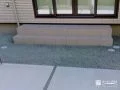 お庭への行き来をスムーズにするタイルステップ