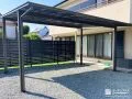 夏の暑さも軽減するカーポート
