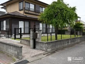 ご家族も安心して見守れるドッグラン[施工後]