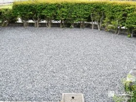 季節を問わず管理しやすい裏庭[施工後]