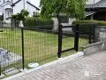 アプローチからの出入りもしやすいドッグラン門扉 アプローチからの出入りもしやすいドッグラン門扉