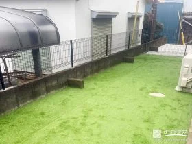 軽やかに空間を区切るメッシュフェンス[施工後]