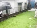 軽やかに空間を区切るメッシュフェンス