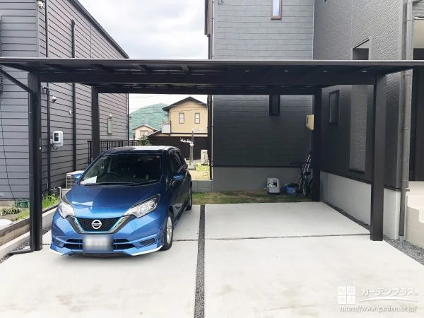 スタイリッシュなカーポートと2種類のフェンスを設置した工事