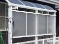 テラス屋根に前面パネルを追加