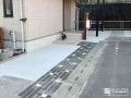 玄関前まで使いやすく整えるよう土間コンクリートを打った工事