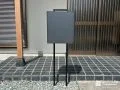 スリムな形状の機能門柱