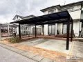 瓦チップやレンガで温かみのある印象に仕上げたリフォーム工事