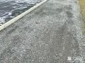 斜面になっていたお住まい周りを整地して駐車スペースにした工事
