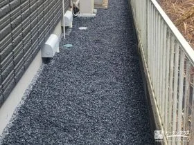 犬走り野雑草対策[施工後]