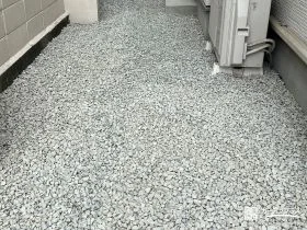 防犯砂利を敷設したお庭[施工後]